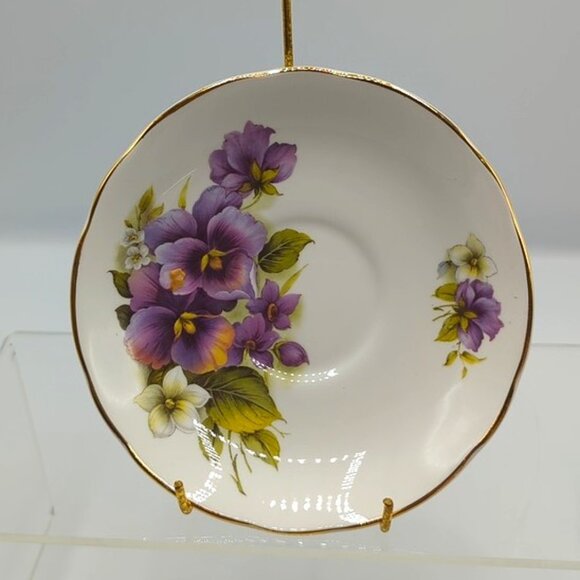 Regency English Teacup & Saucer Fine Bone China Made in England Floral Gold Trim - Picture 2 of 9